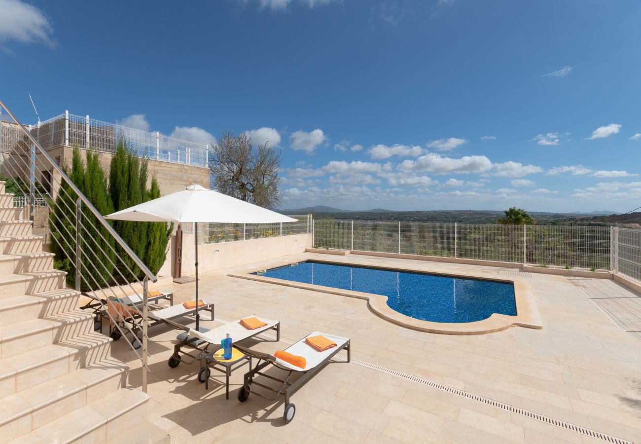 Villa en Maria de la salut - Villa Es Sequer · Family town house with pool
