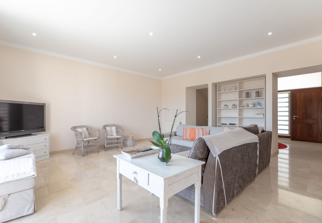 Villa en Maria de la salut - Villa Es Sequer · Family town house with pool