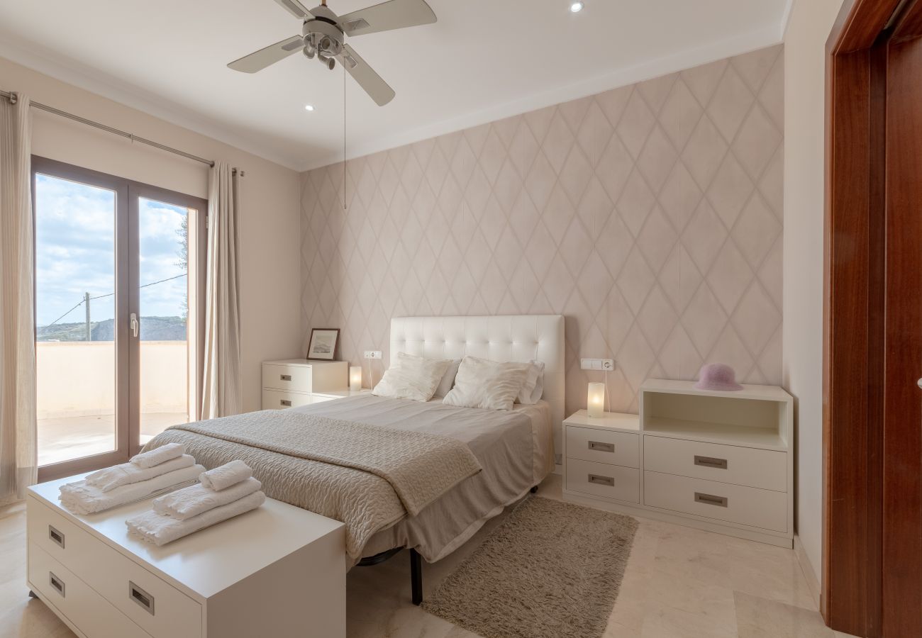 Villa en Maria de la salut - Villa Es Sequer · Family town house with pool