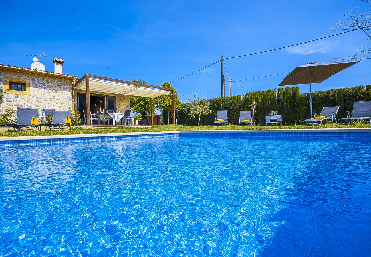 Country house in Lloseta - Finca del Horts · Family finca with pool in a perfect location