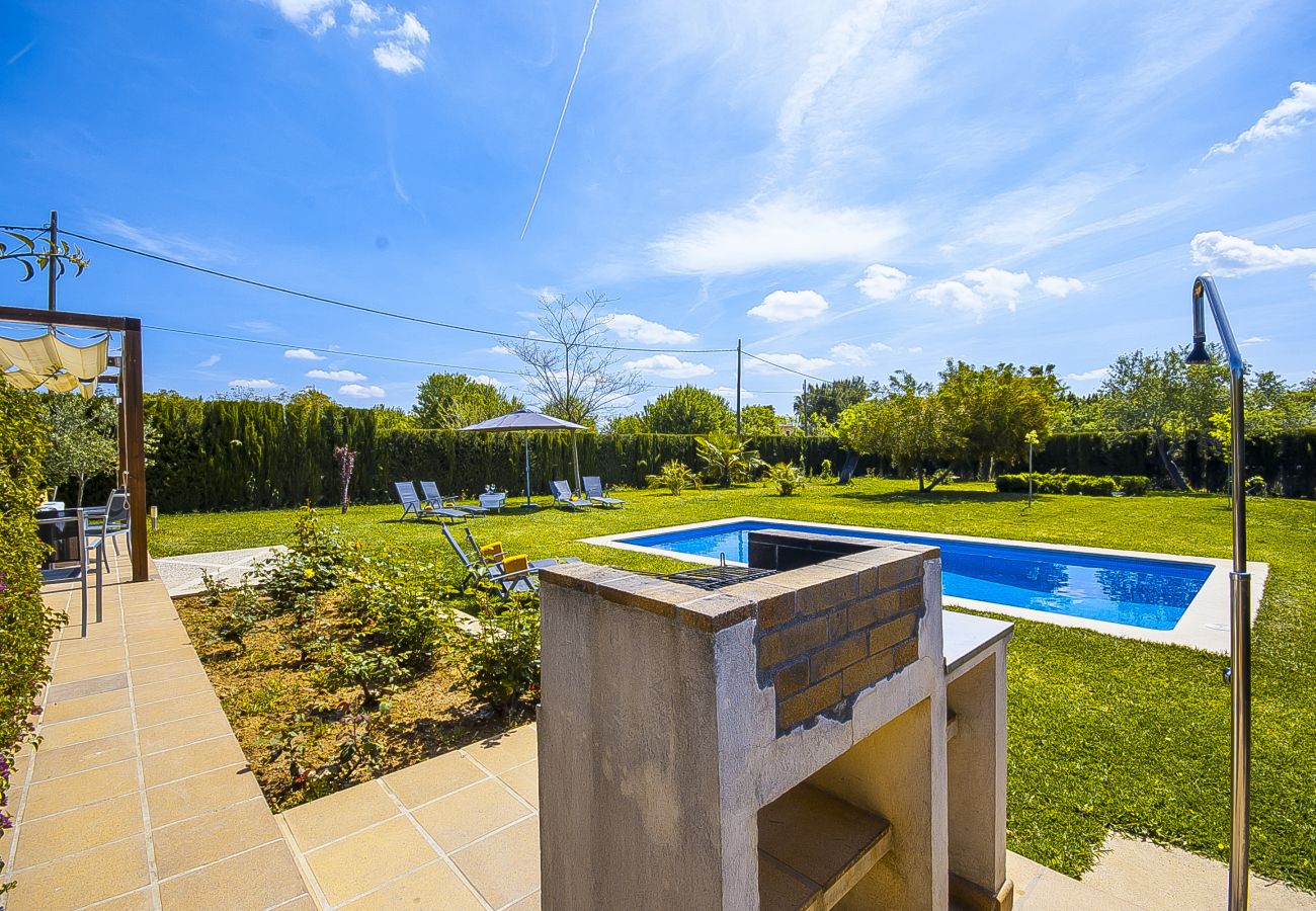 Country house in Lloseta - Finca del Horts · Family finca with pool in a perfect location