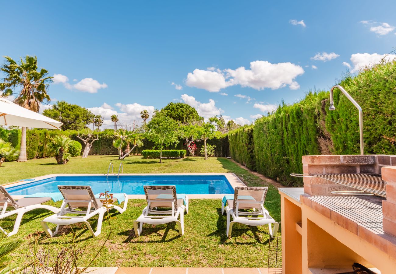 Country house in Lloseta - Finca del Horts · Family finca with pool in a perfect location