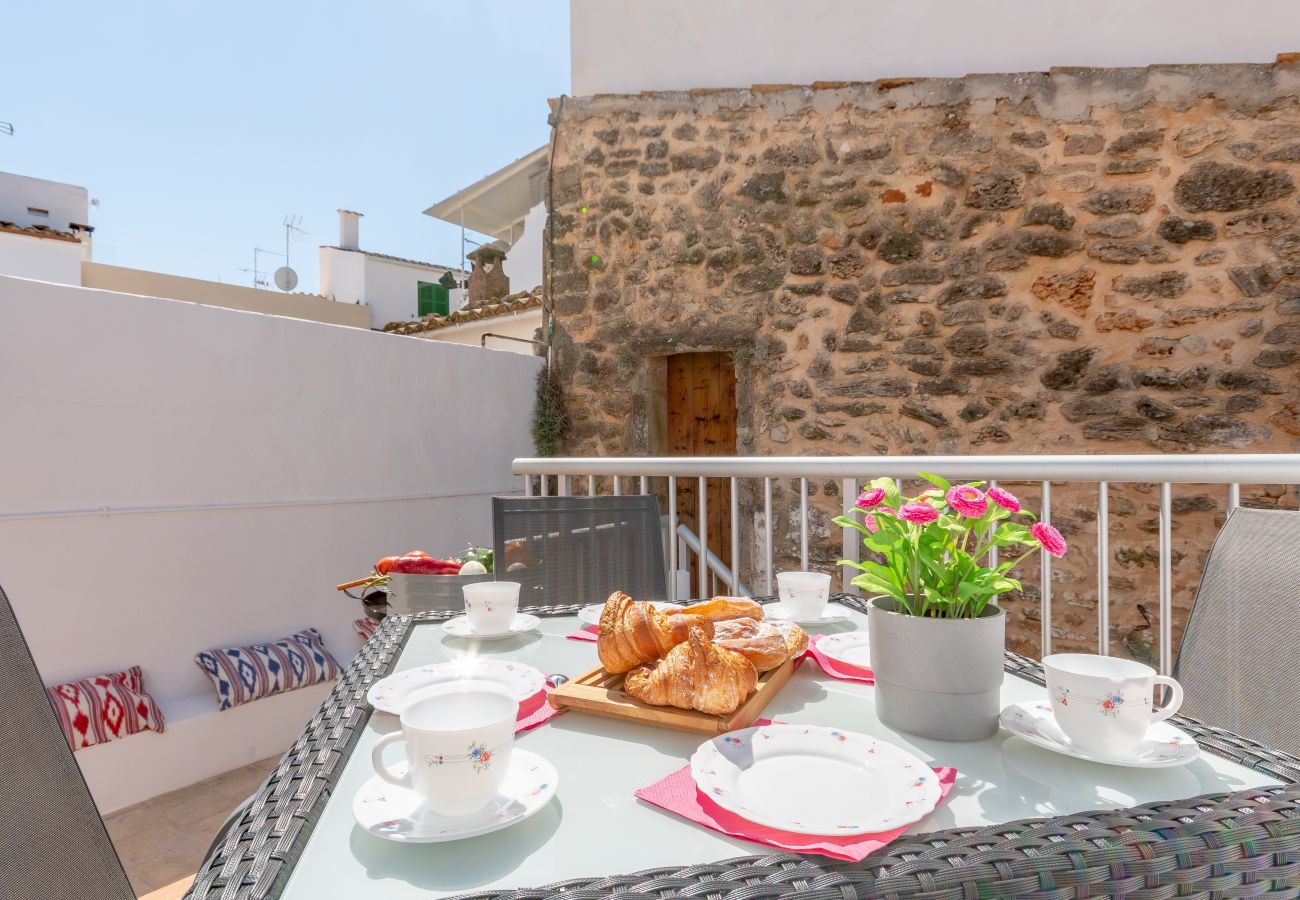 House in Alcudia - Ca Na Serrieta: Great house in Alcudia old town