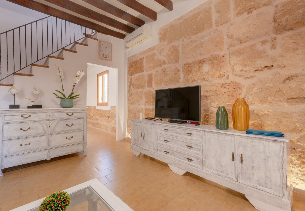 House in Alcudia - Ca Na Serrieta: Great house in Alcudia old town