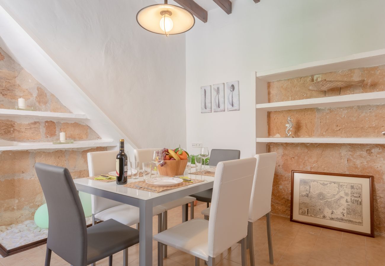 House in Alcudia - Ca Na Serrieta: Great house in Alcudia old town