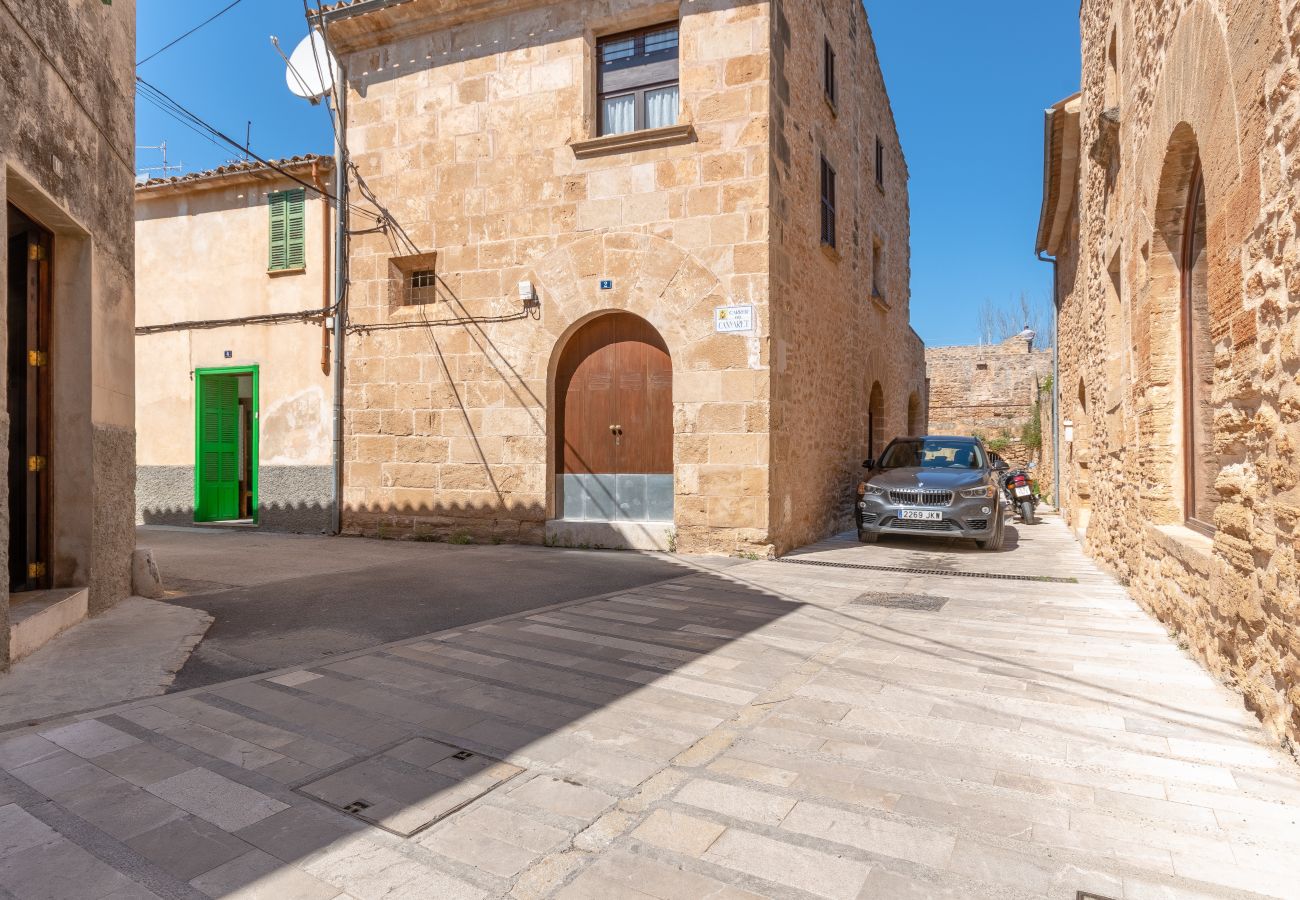 House in Alcudia - Ca Na Serrieta: Great house in Alcudia old town