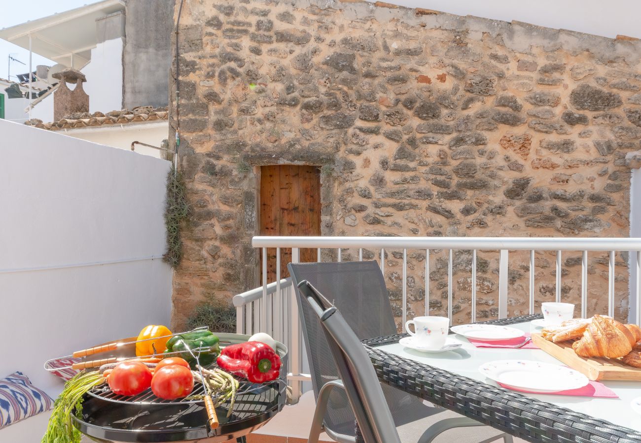 House in Alcudia - Ca Na Serrieta: Great house in Alcudia old town