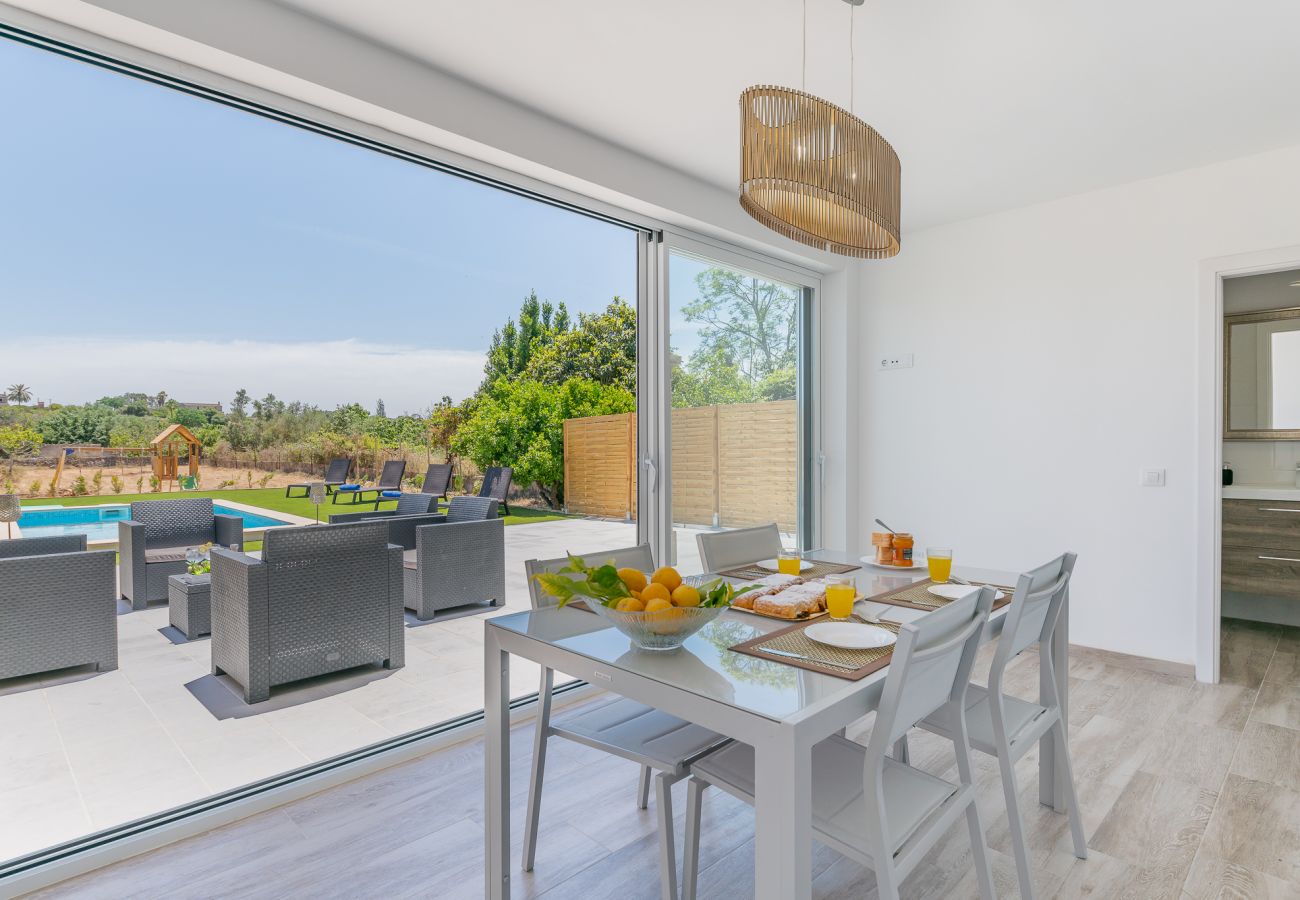 House in Llubi - Can Miquel Porro