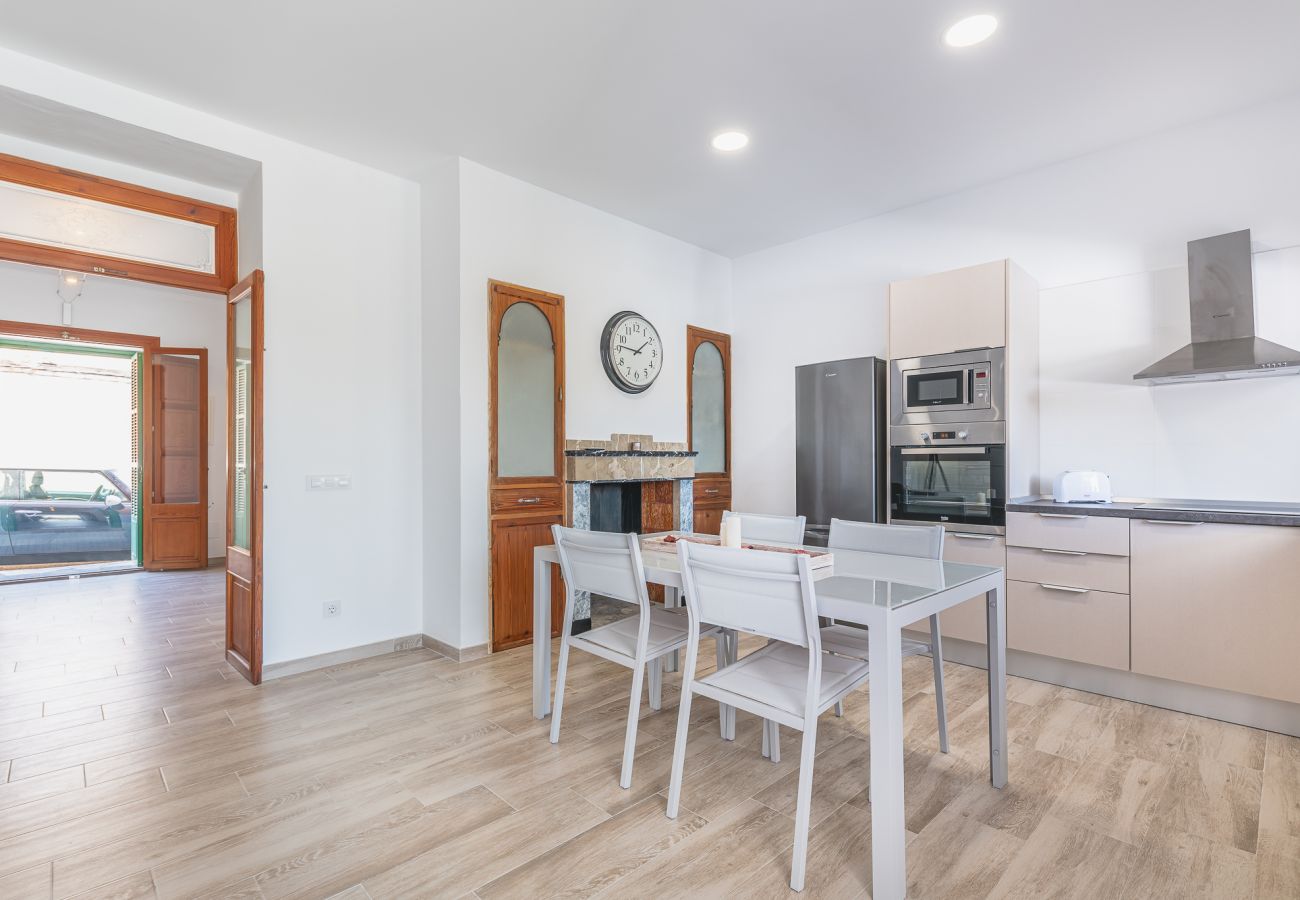 House in Llubi - Can Miquel Porro