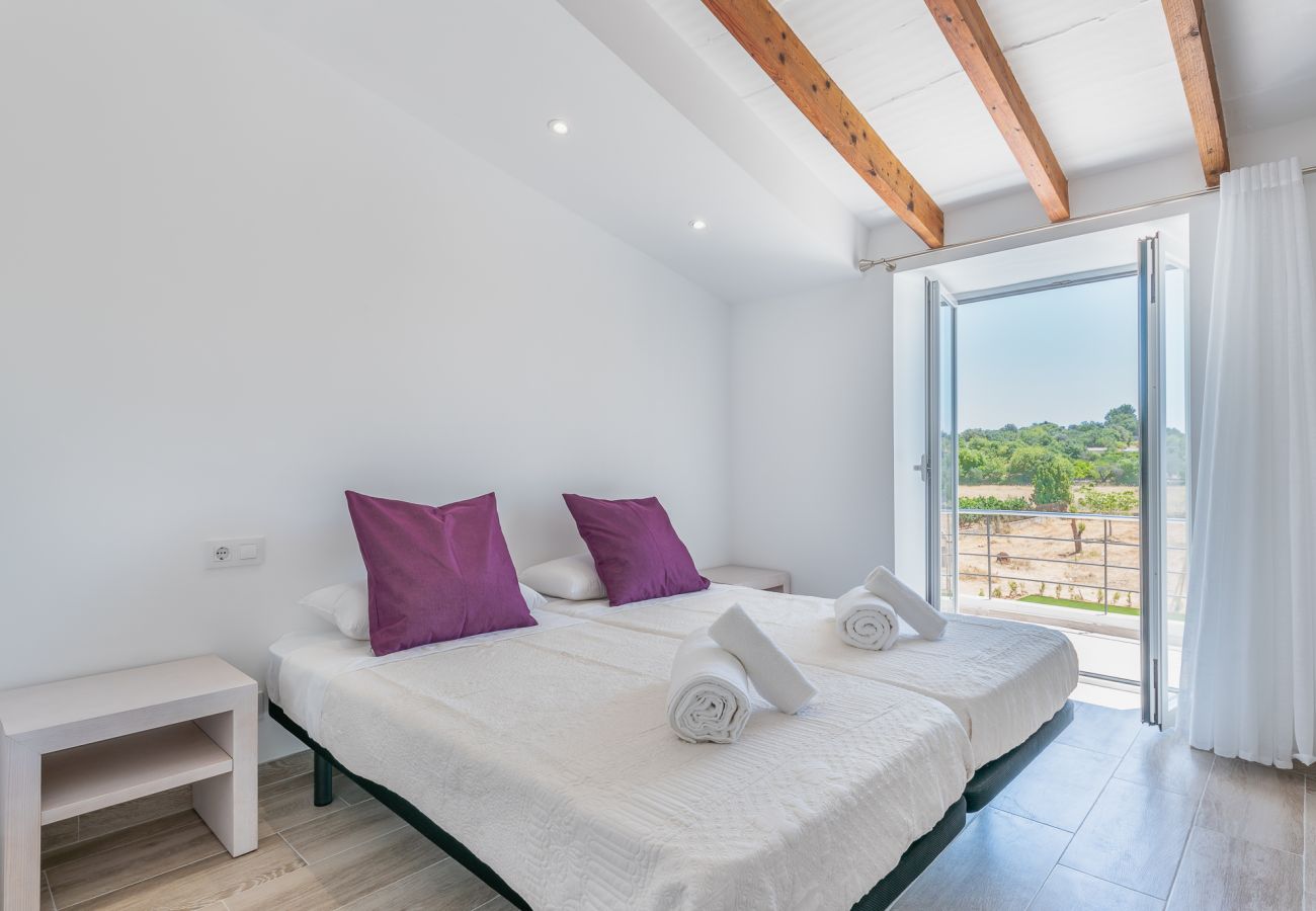 House in Llubi - Can Miquel Porro