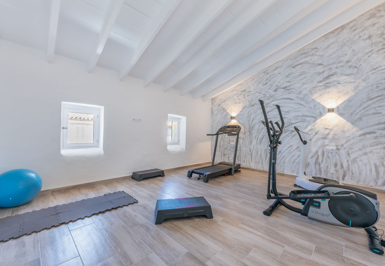 House in Llubi - Can Miquel Porro