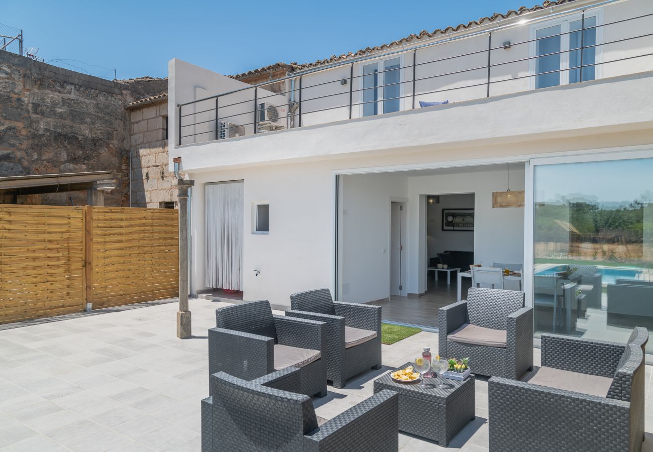 House in Llubi - Can Miquel Porro