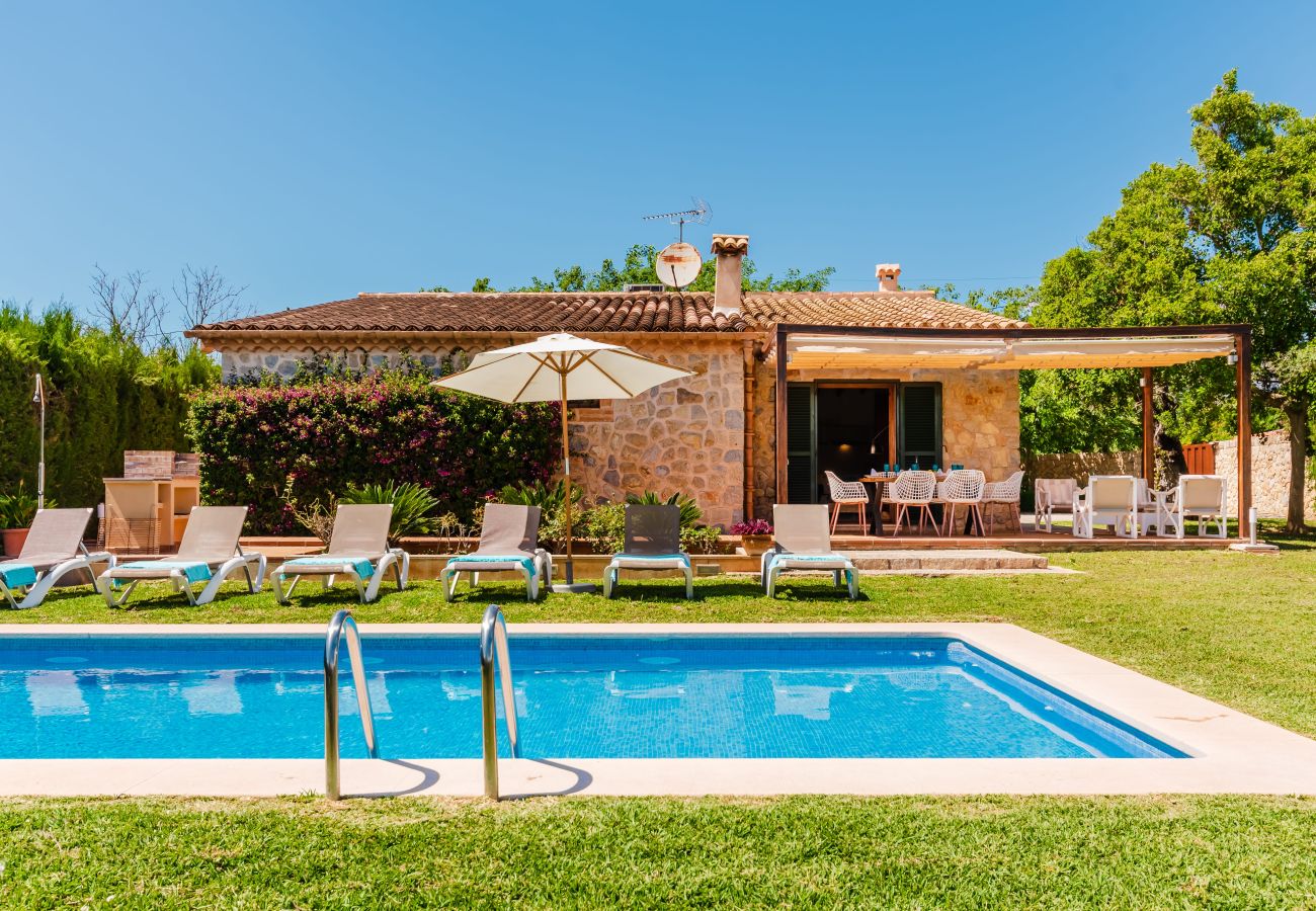 Domaine à Lloseta - Finca del Horts · Family finca with pool in a perfect location
