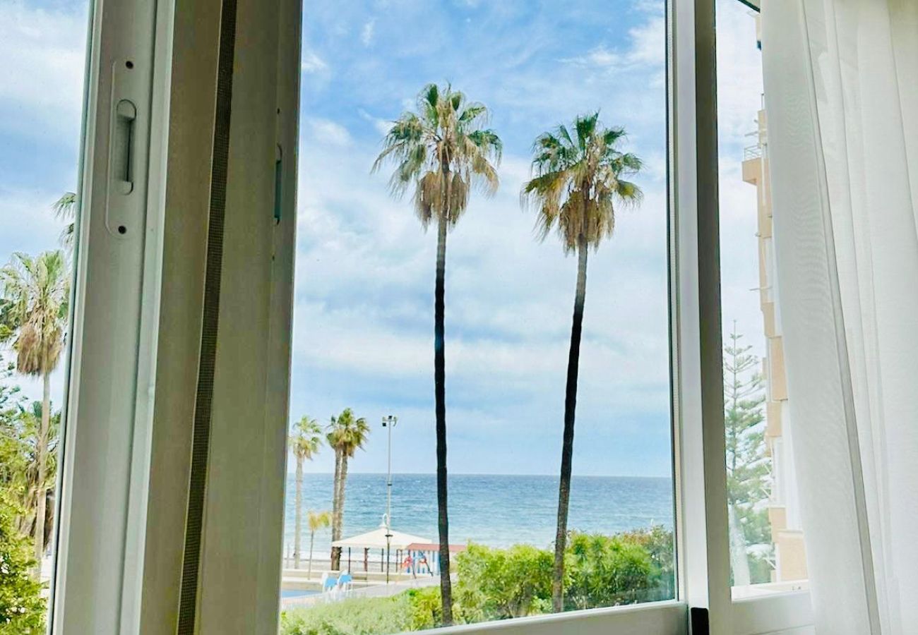 Studio a Málaga - Estudio Pepa Luna Algarrobo Beach