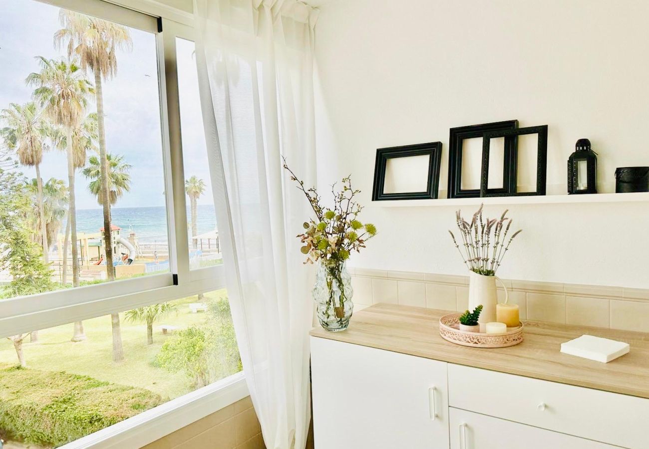 Studio a Málaga - Estudio Pepa Luna Algarrobo Beach
