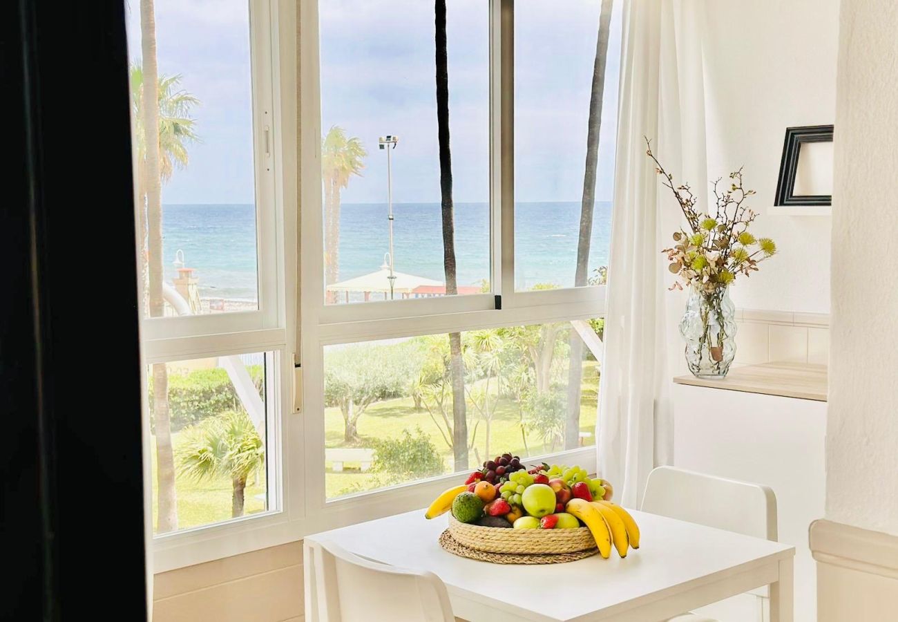 Studio a Málaga - Estudio Pepa Luna Algarrobo Beach