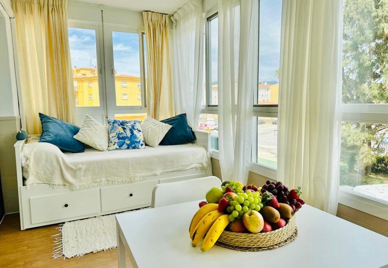 Studio a Málaga - Estudio Pepa Luna Algarrobo Beach