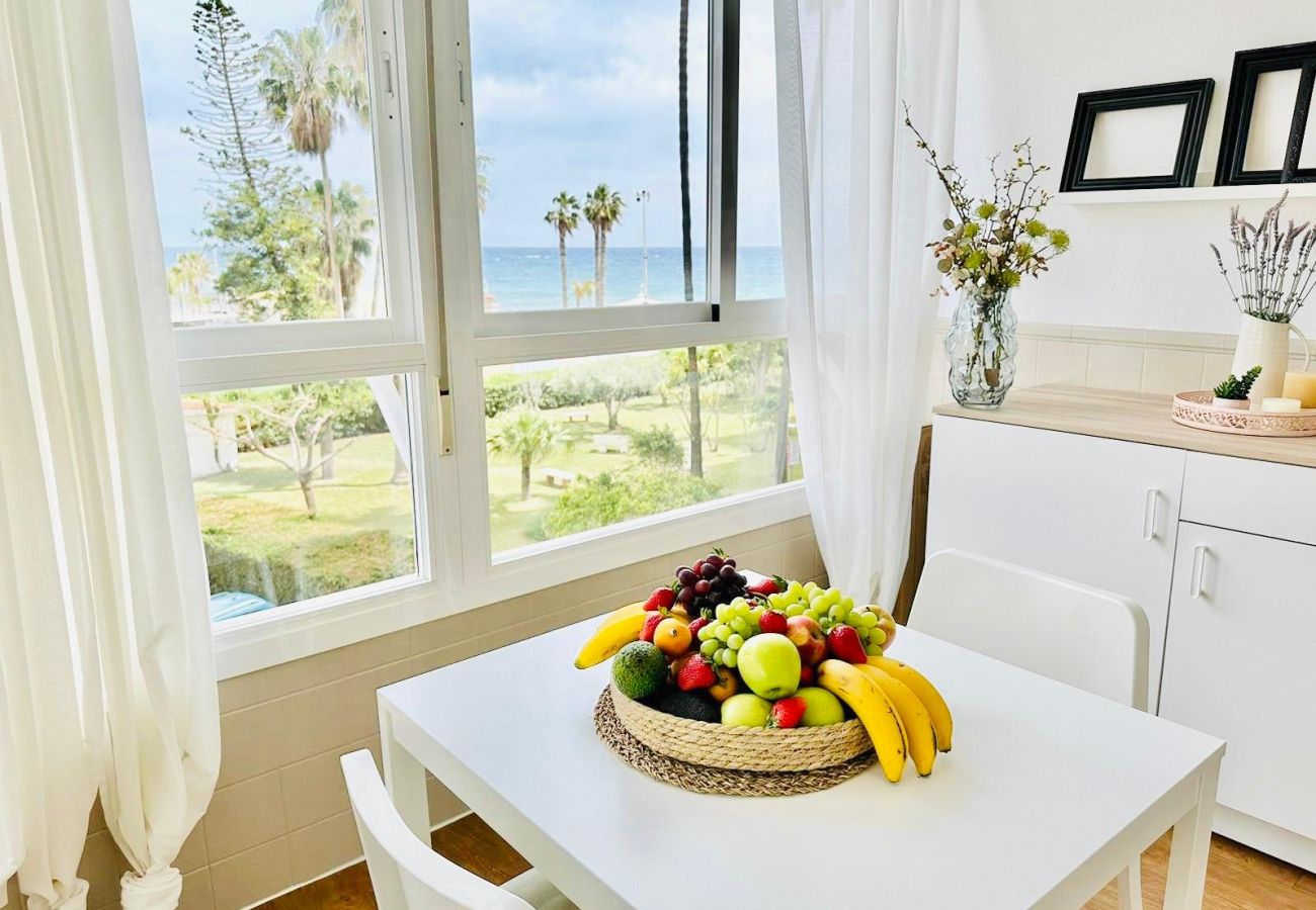 Studio a Málaga - Estudio Pepa Luna Algarrobo Beach