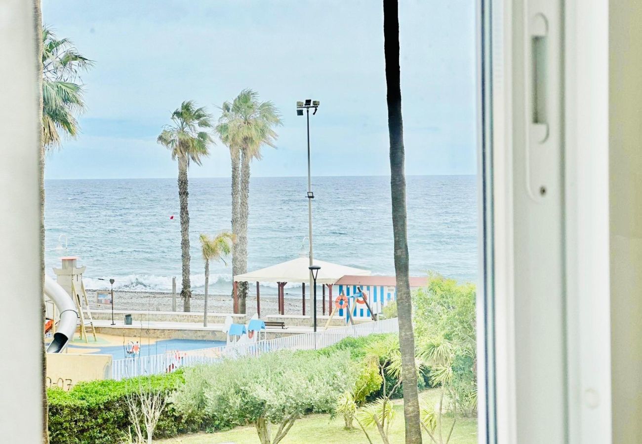 Studio a Málaga - Estudio Pepa Luna Algarrobo Beach
