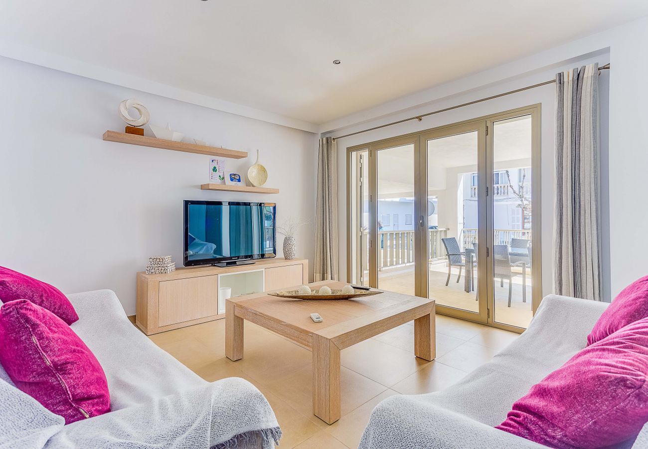 Apartamento em Can Picafort - Ca Na Xisca I: Modern apartment near the beach