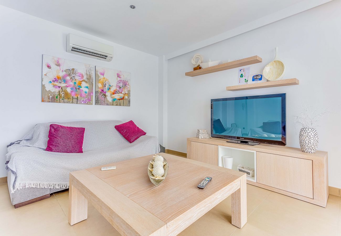 Apartamento em Can Picafort - Ca Na Xisca I: Modern apartment near the beach