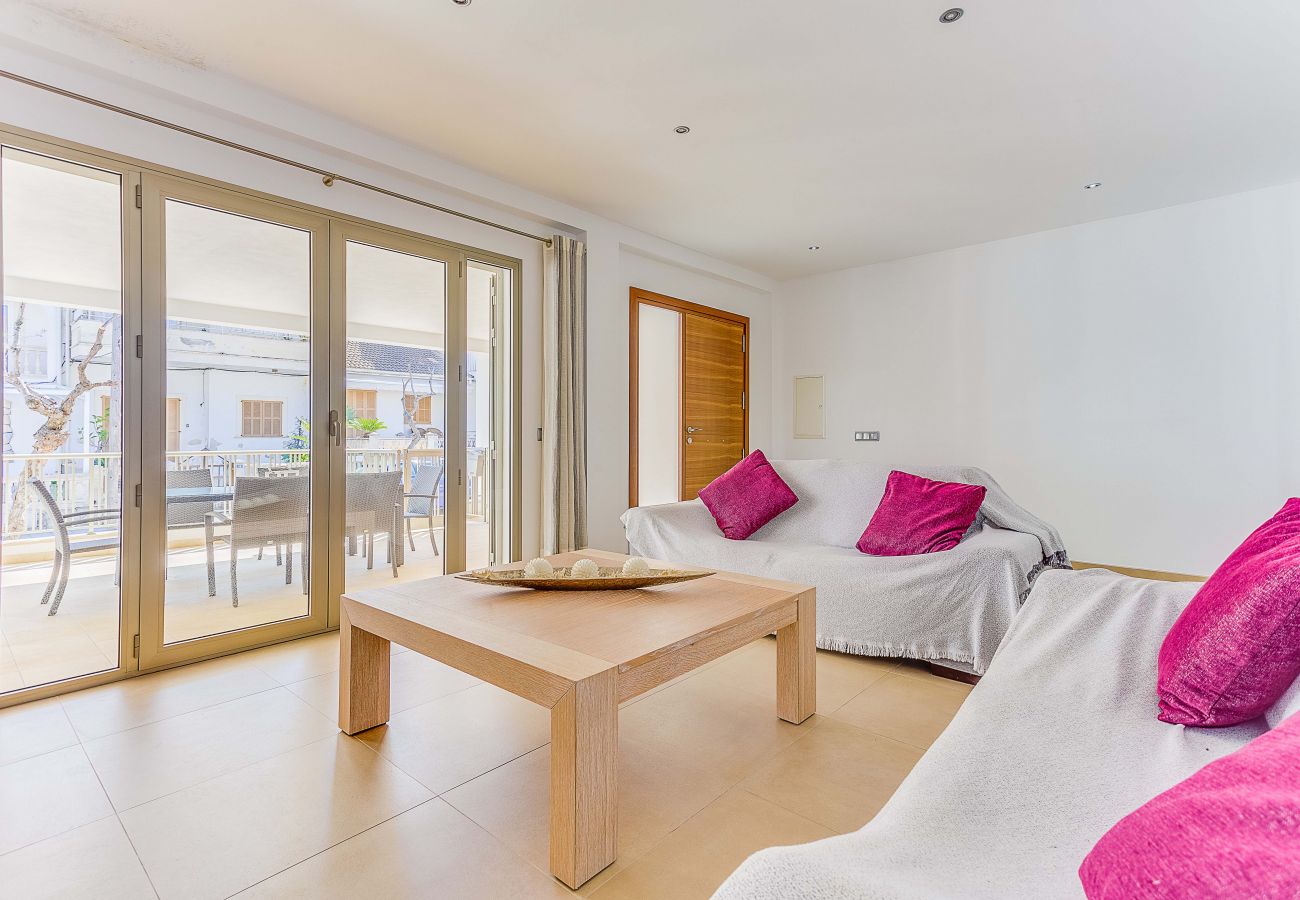 Apartamento em Can Picafort - Ca Na Xisca I: Modern apartment near the beach