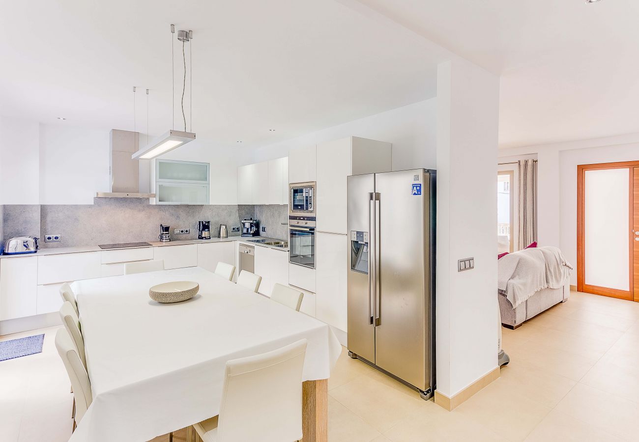 Apartamento em Can Picafort - Ca Na Xisca I: Modern apartment near the beach